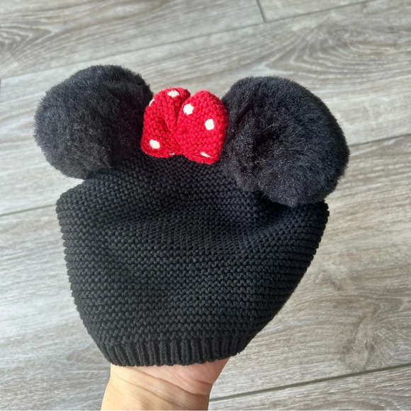 babyGap Disney Minnie Mouse Garter Beanie - Picture 5 of 5